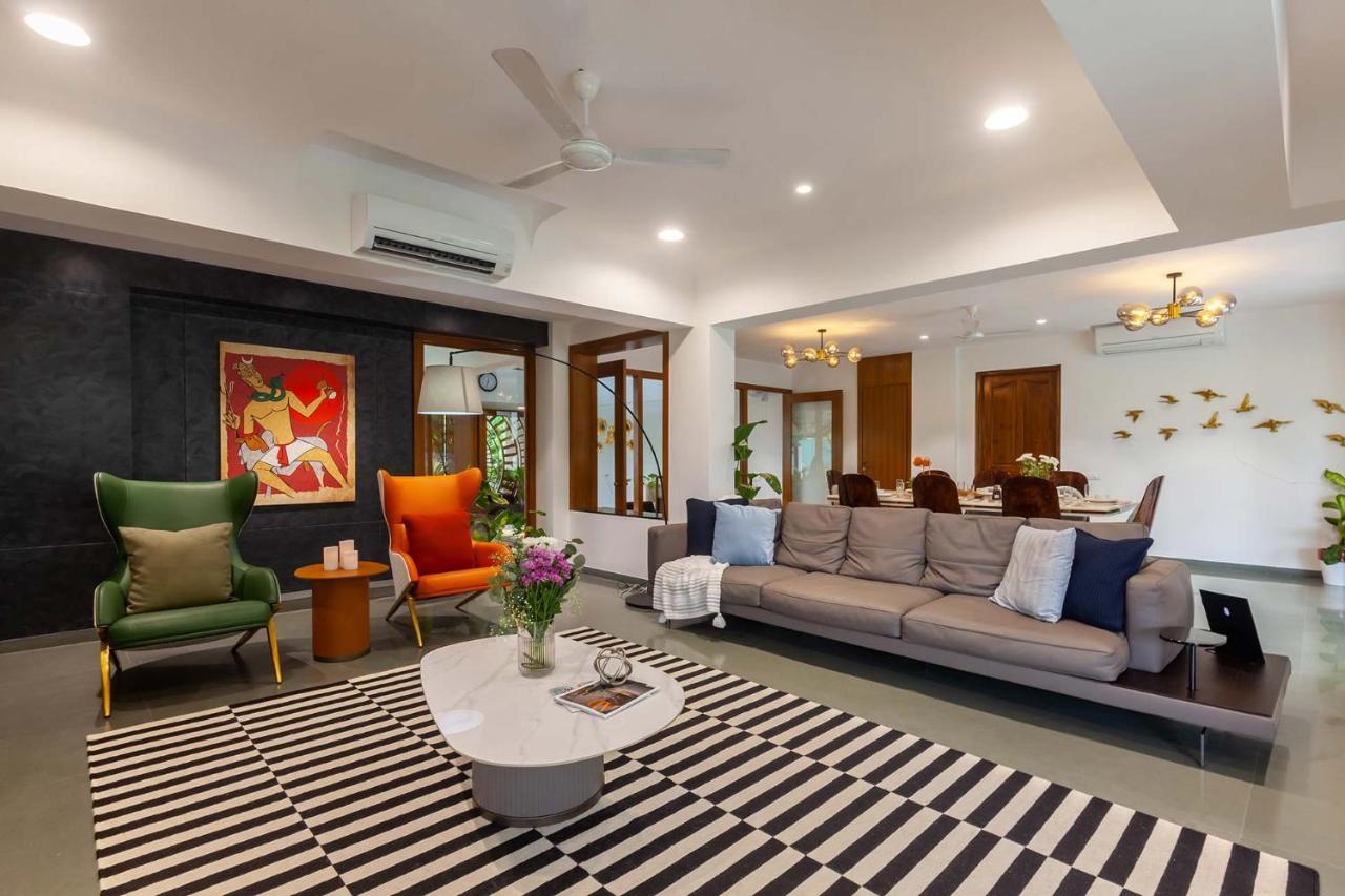 Villa Sereno: Elegant Retreat with Pool, Jacuzzi, and Entertainment Alibag Exterior photo